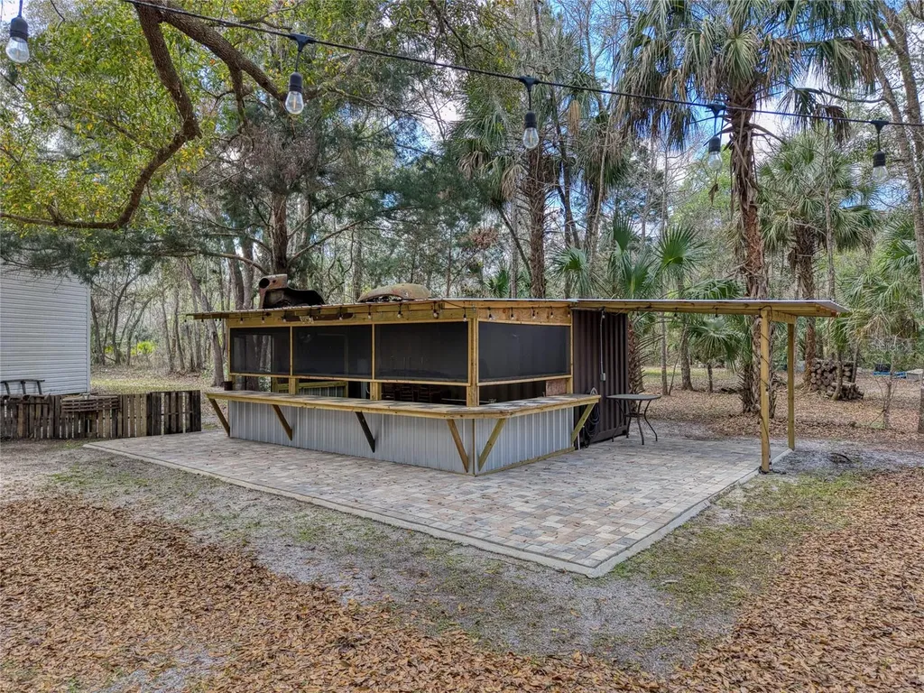 5011 SE 193rd Place Inglis FL 34449