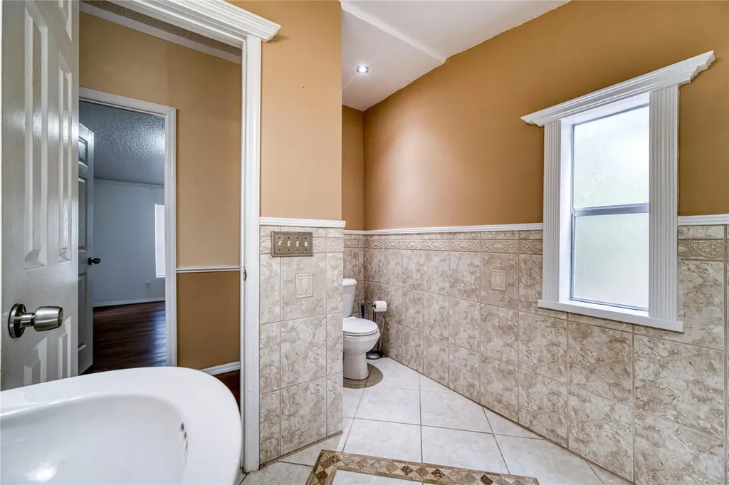 5011 SE 193rd Place Inglis FL 34449