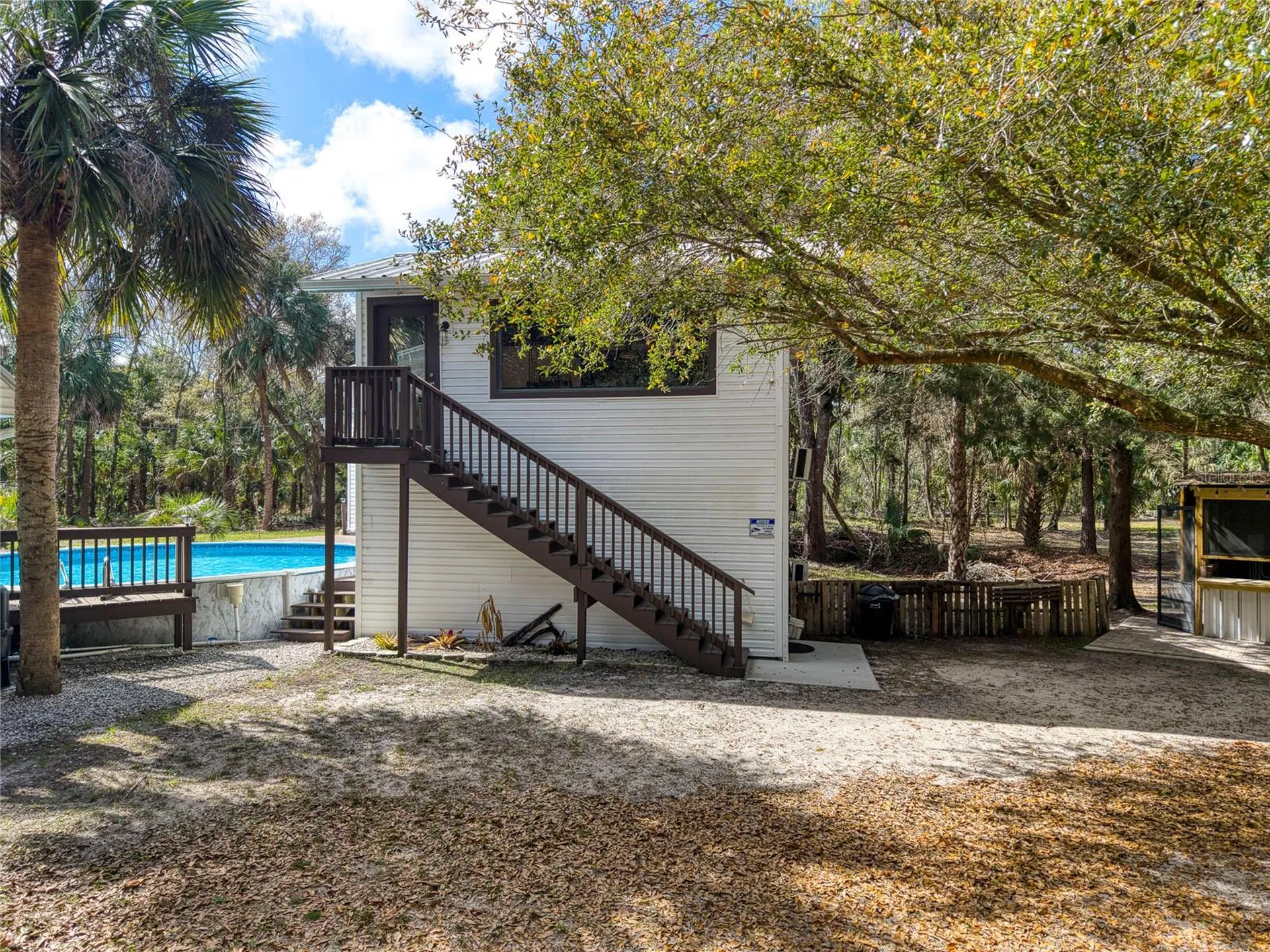 5011 SE 193rd Place Inglis FL 34449