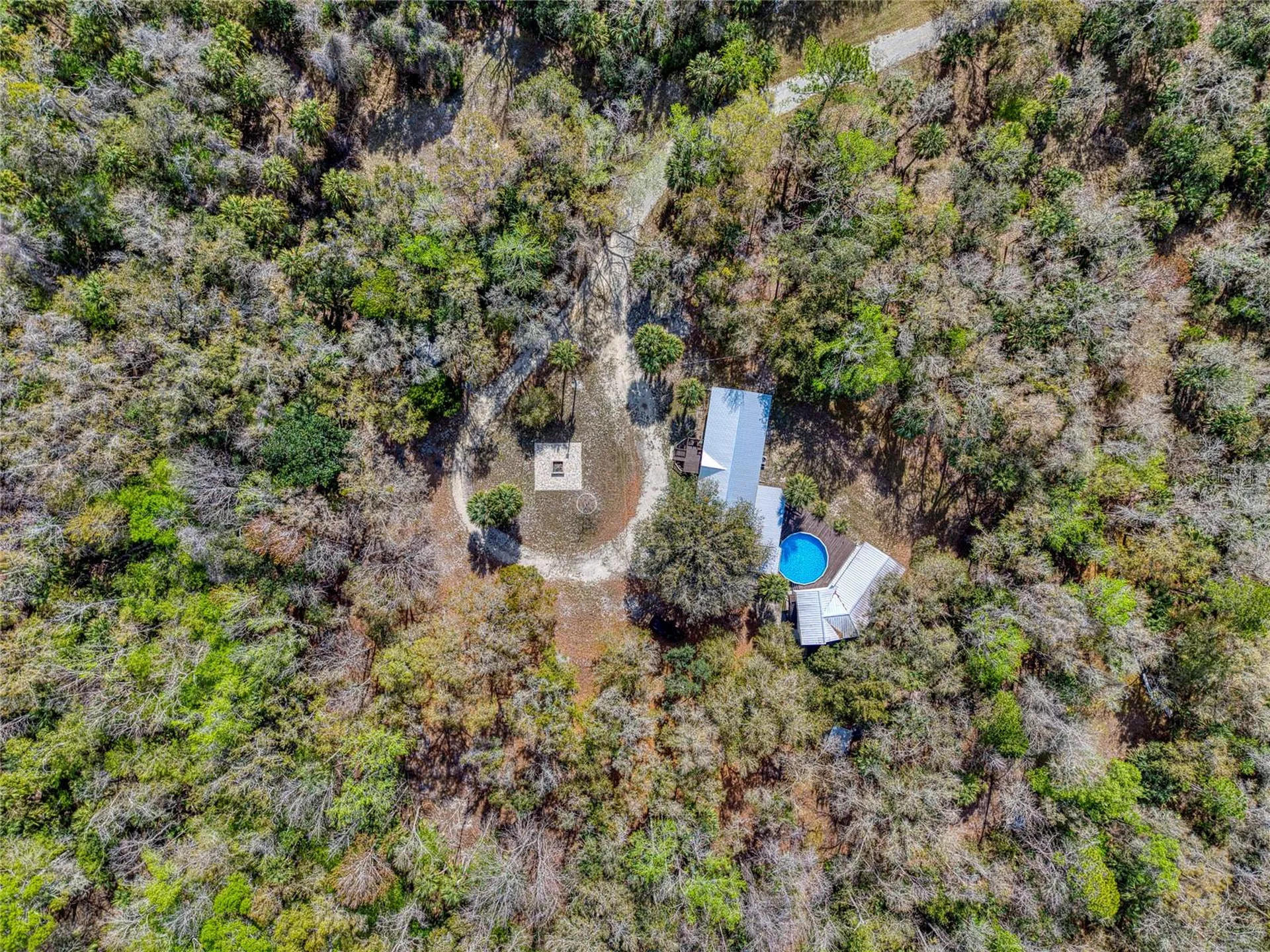 5011 SE 193rd Place Inglis FL 34449