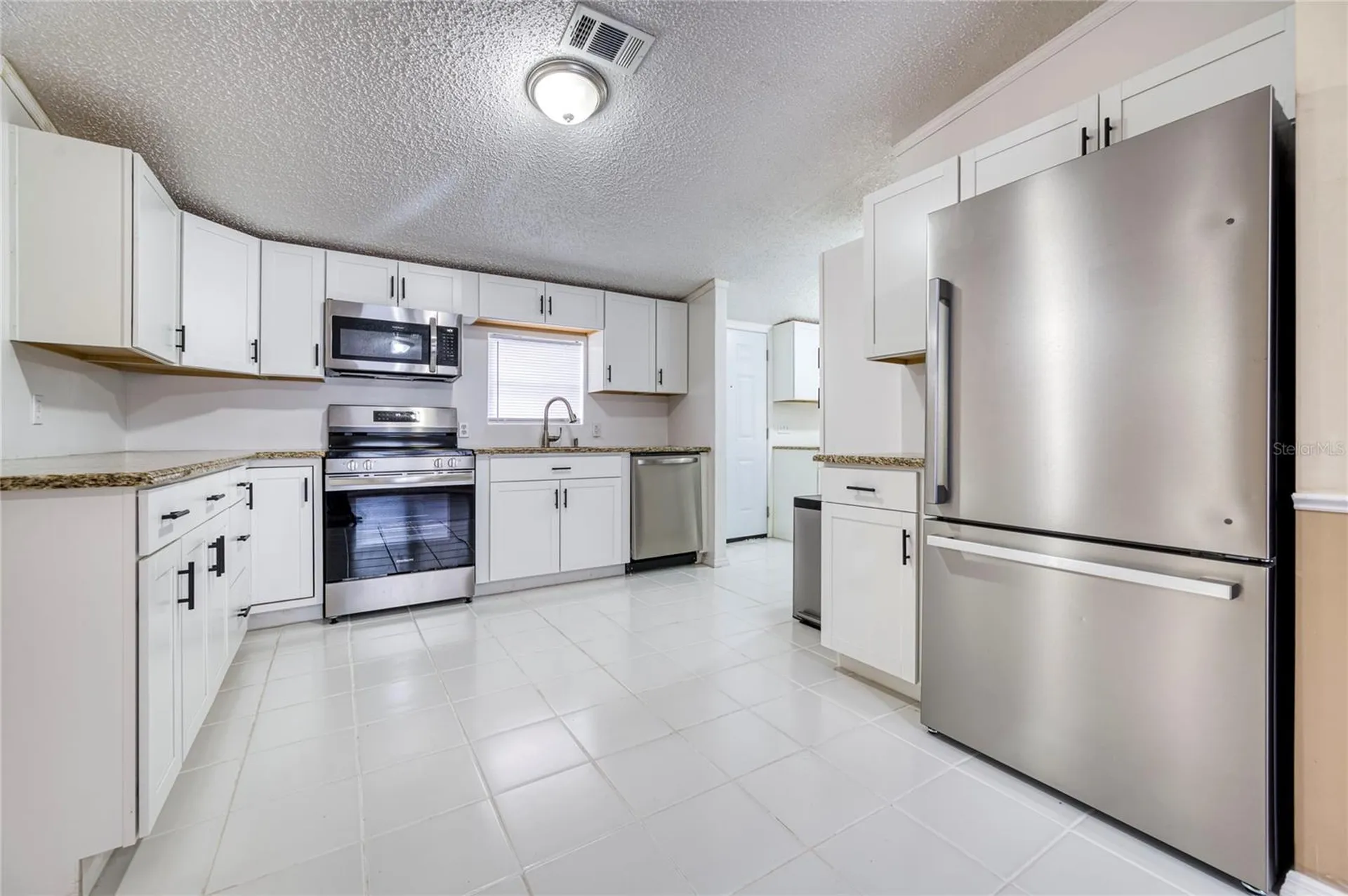 5011 SE 193rd Place Inglis FL 34449