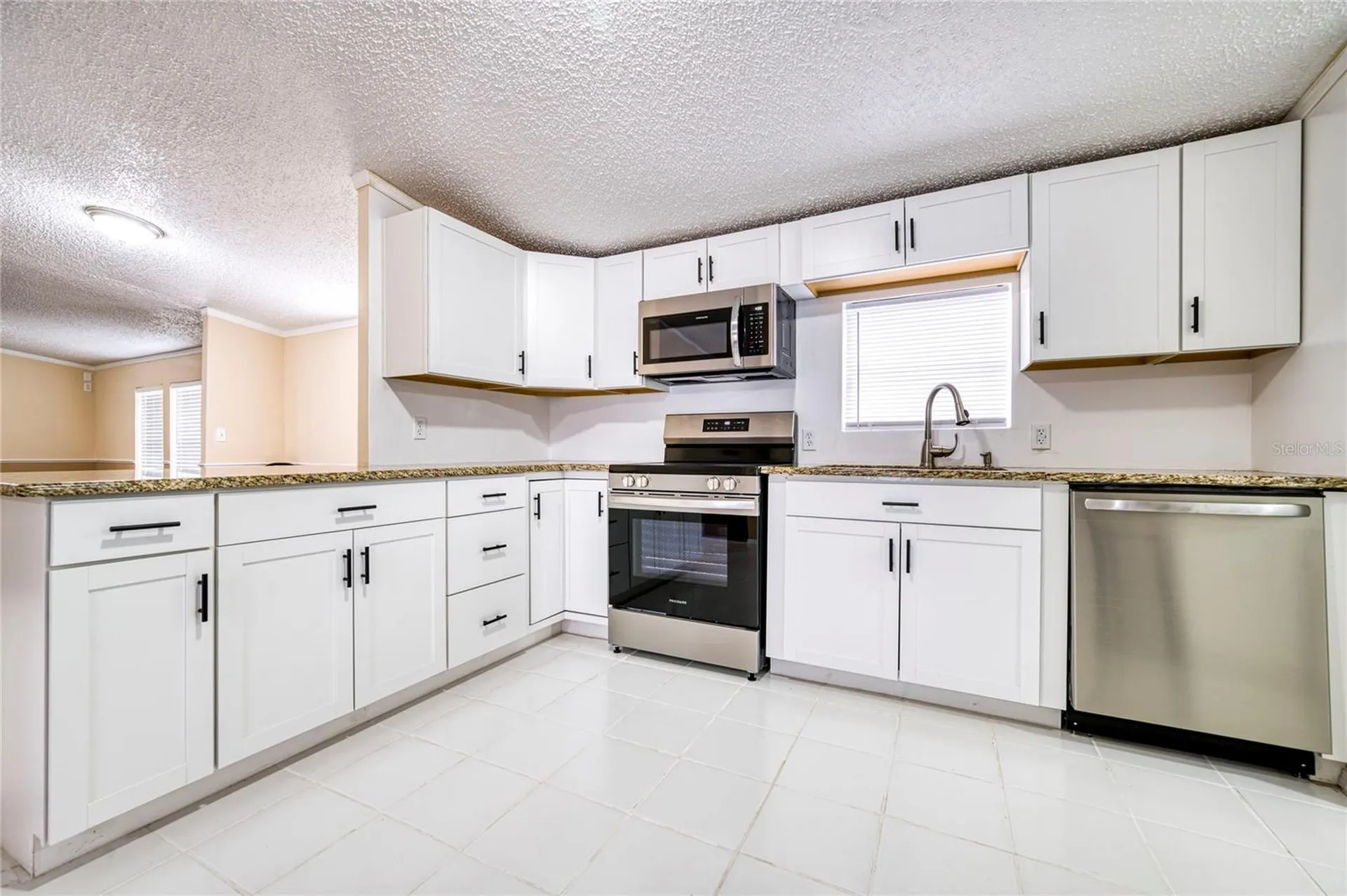 5011 SE 193rd Place Inglis FL 34449