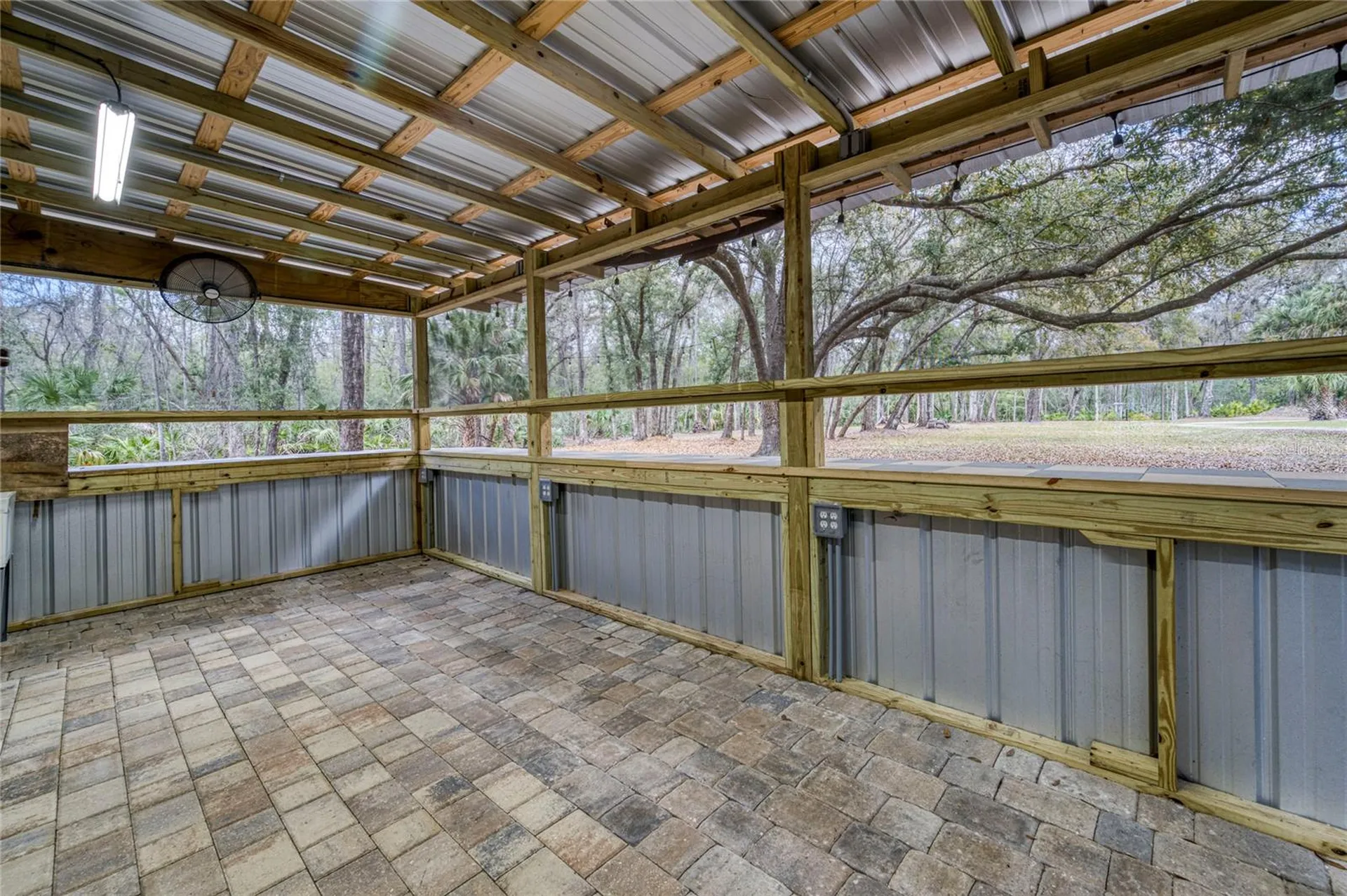 5011 SE 193rd Place Inglis FL 34449