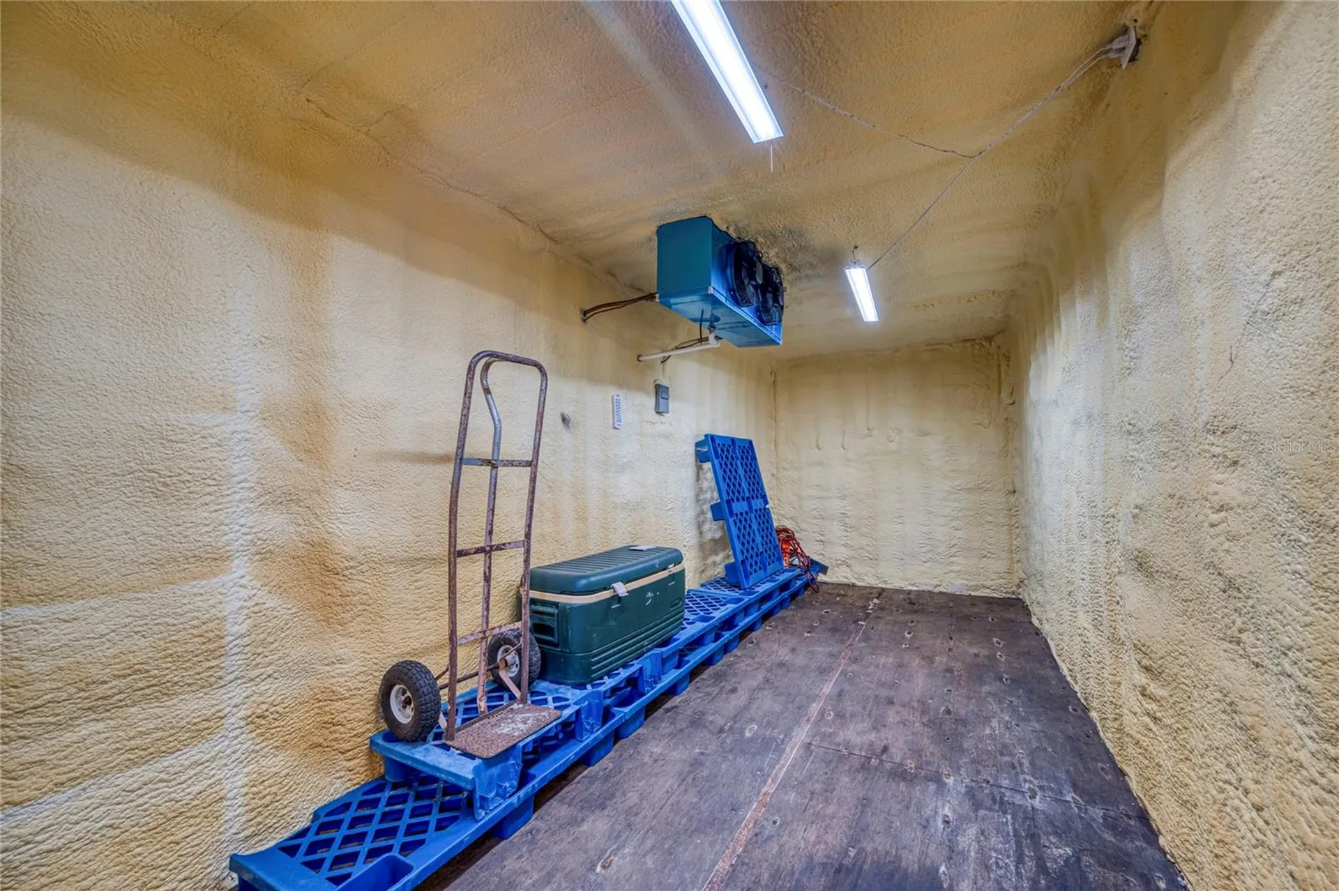 5011 SE 193rd Place Inglis FL 34449