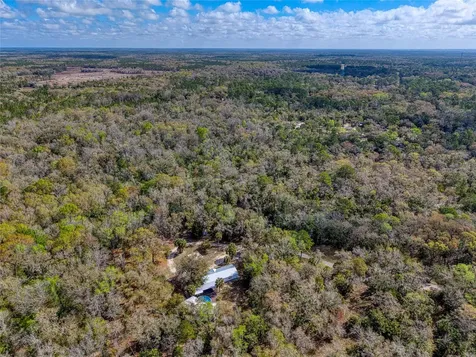 5011 SE 193rd Place Inglis FL 34449