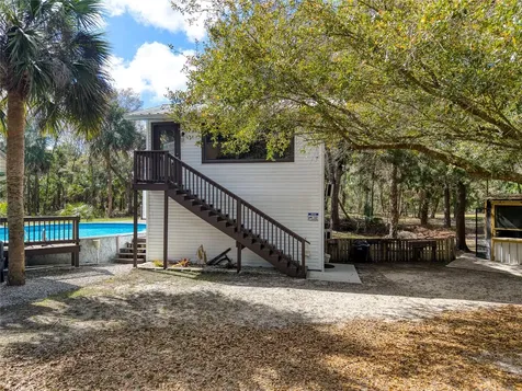 5011 SE 193rd Place Inglis FL 34449