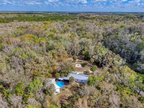 5011 SE 193rd Place Inglis FL 34449