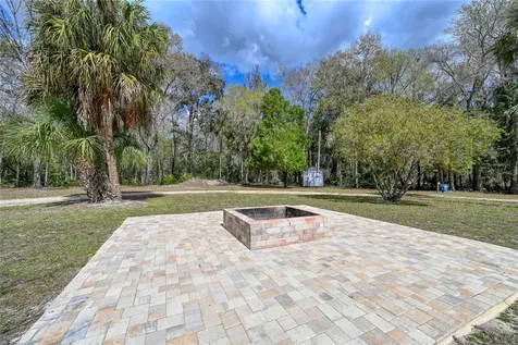 5011 SE 193rd Place Inglis FL 34449