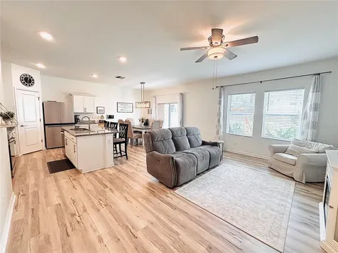 11691 Adam Lee Way Dade City FL 33525