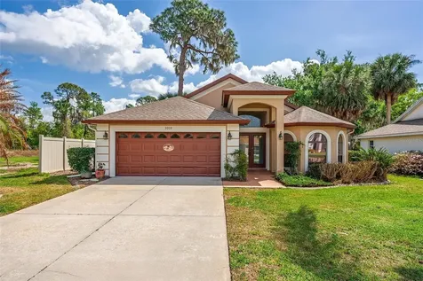 1010 Vindale Road Tavares FL 32778