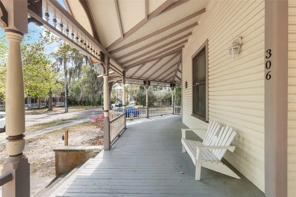 306 NE 3rd Street Gainesville FL 32601