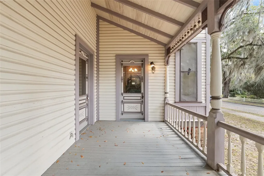 306 NE 3rd Street Gainesville FL 32601