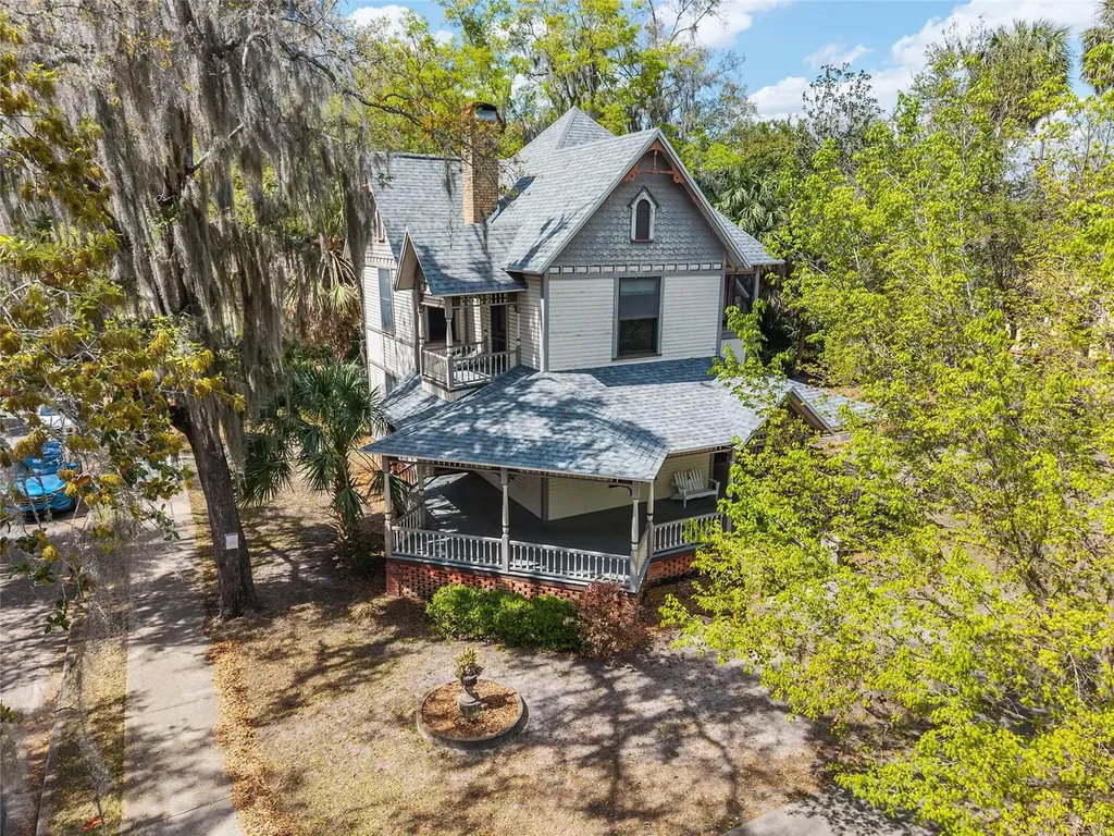 306 NE 3rd Street Gainesville FL 32601