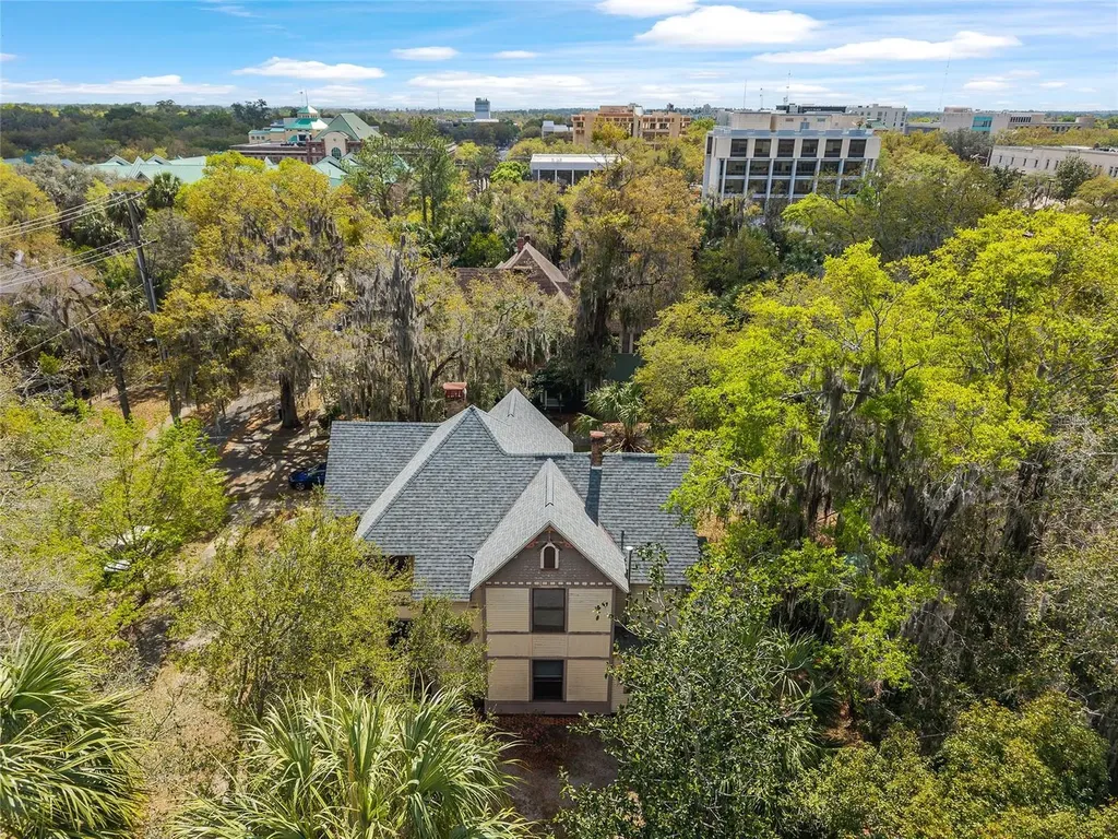 306 NE 3rd Street Gainesville FL 32601