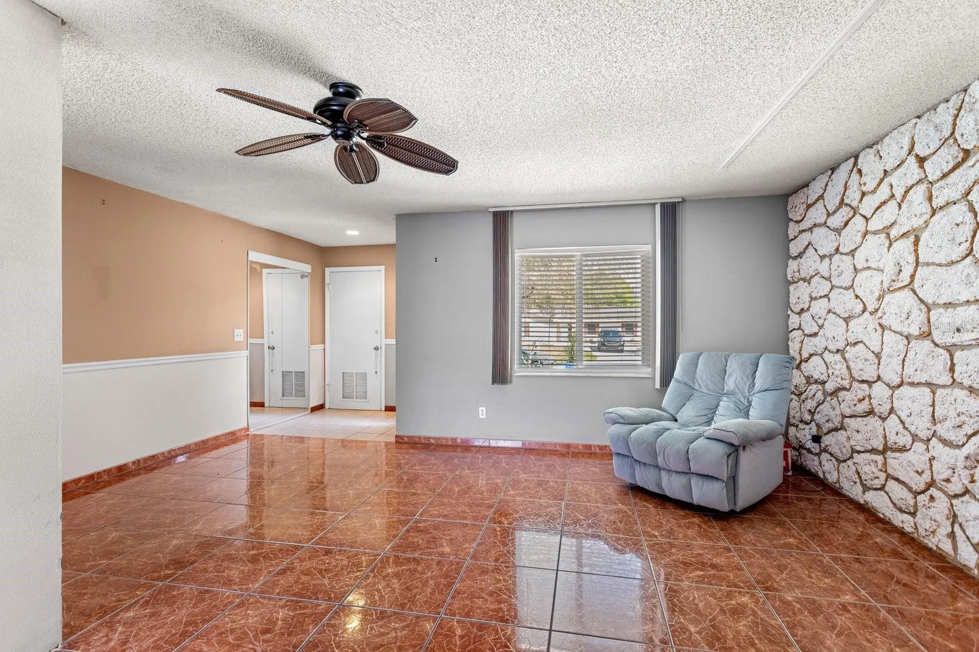 2356 Valley Avenue Kissimmee FL 34744