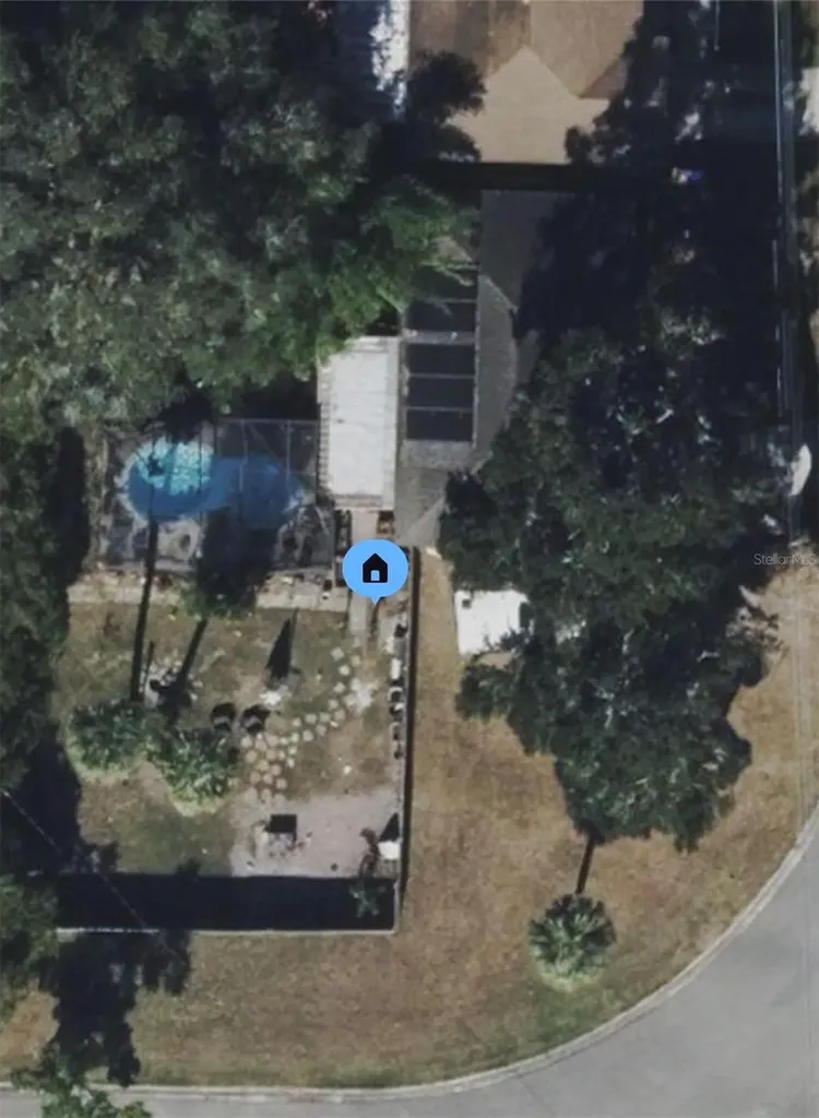 1413 Orange Avenue Tavares FL 32778