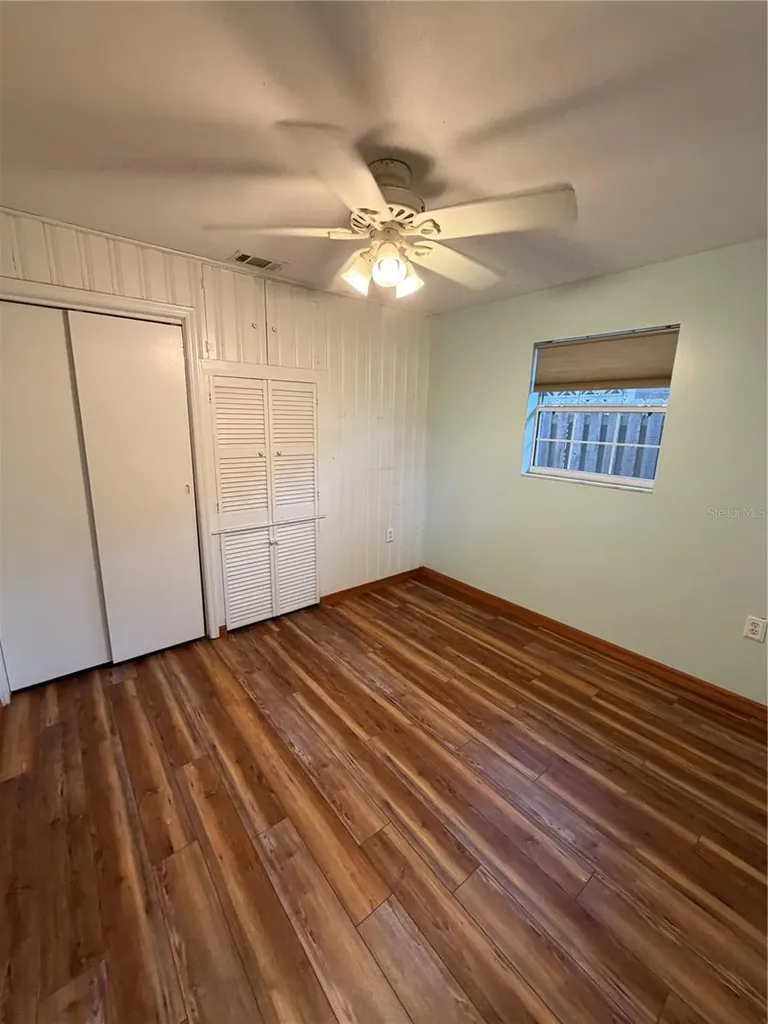 1413 Orange Avenue Tavares FL 32778