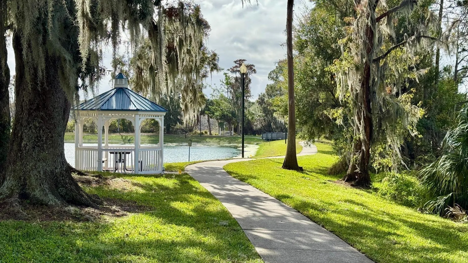 6413 Astor Village Avenue Orlando FL 32835