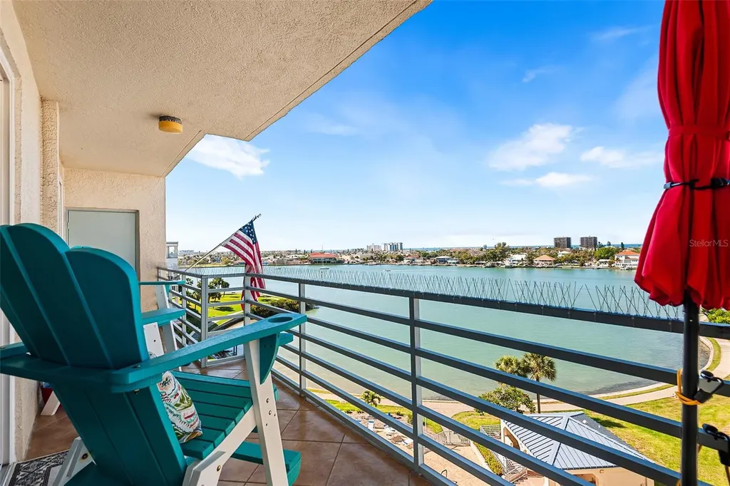 7902 Sailboat Key Boulevard S South Pasadena FL 33707