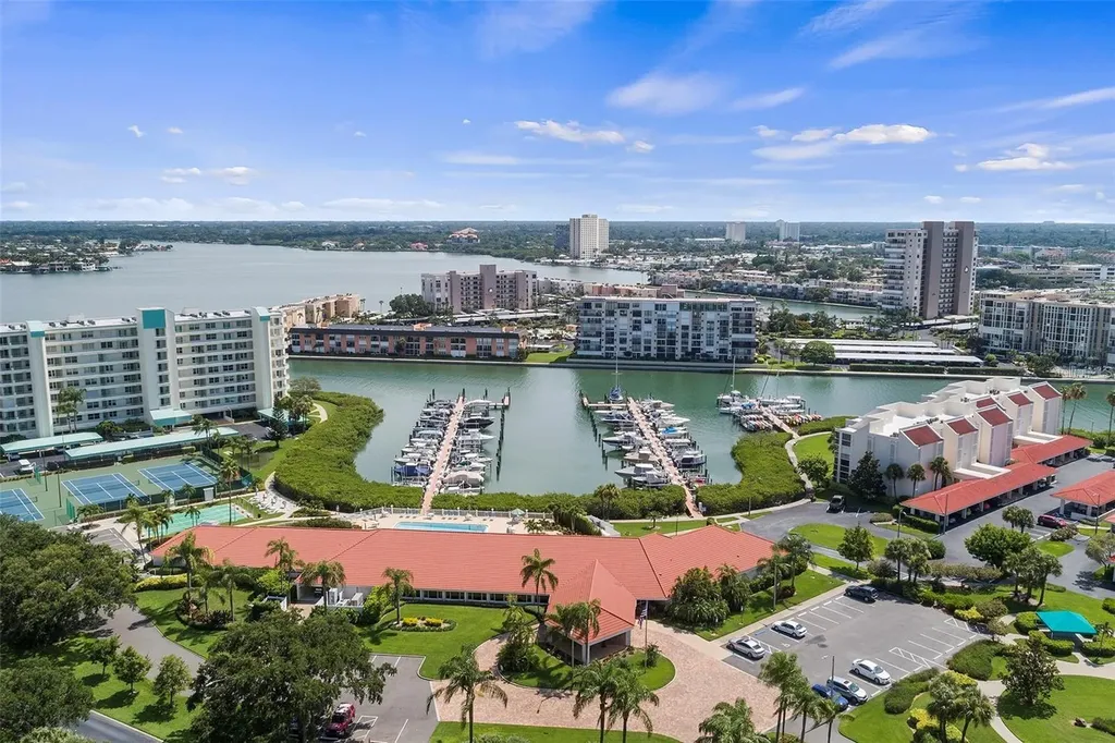 7902 Sailboat Key Boulevard S South Pasadena FL 33707