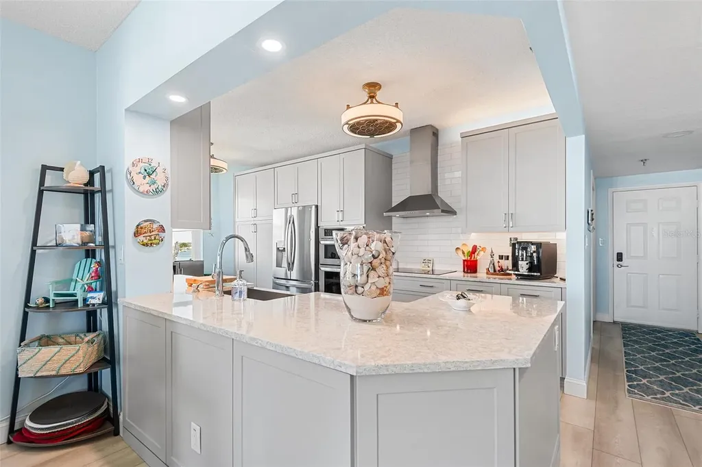 7902 Sailboat Key Boulevard S South Pasadena FL 33707