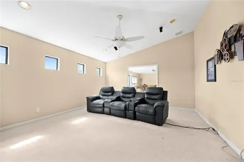 268 Oak Landing Lane Mulberry FL 33860