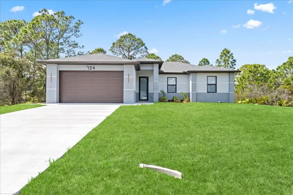 724 Drury Avenue Lehigh Acres FL 33974