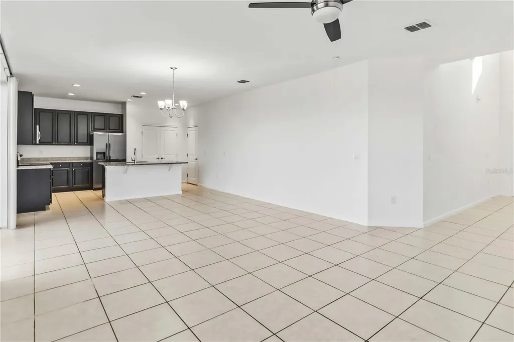 213 Trinity Ridge Circle Davenport FL 33897