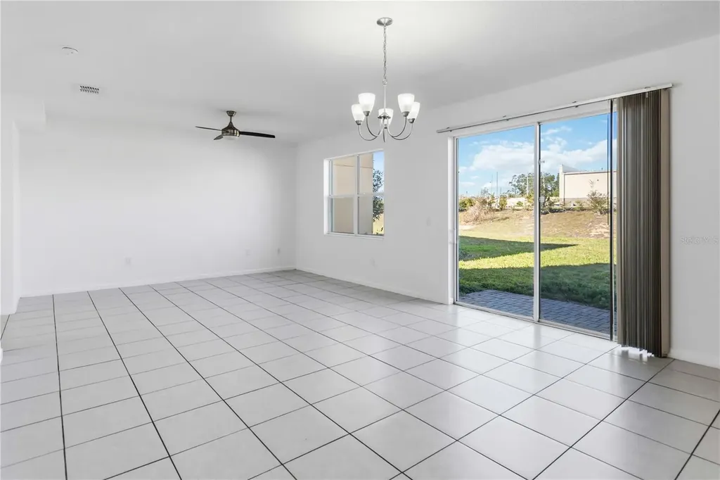 213 Trinity Ridge Circle Davenport FL 33897