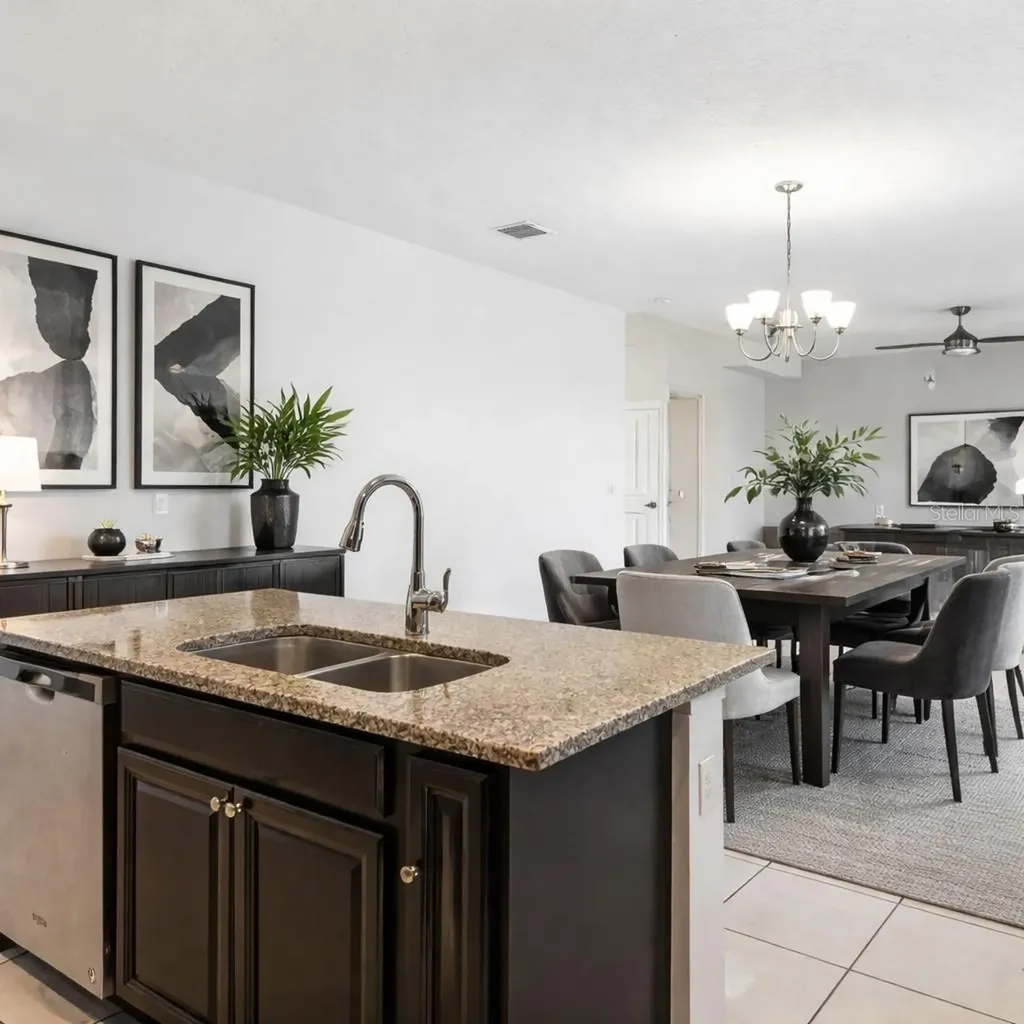 213 Trinity Ridge Circle Davenport FL 33897