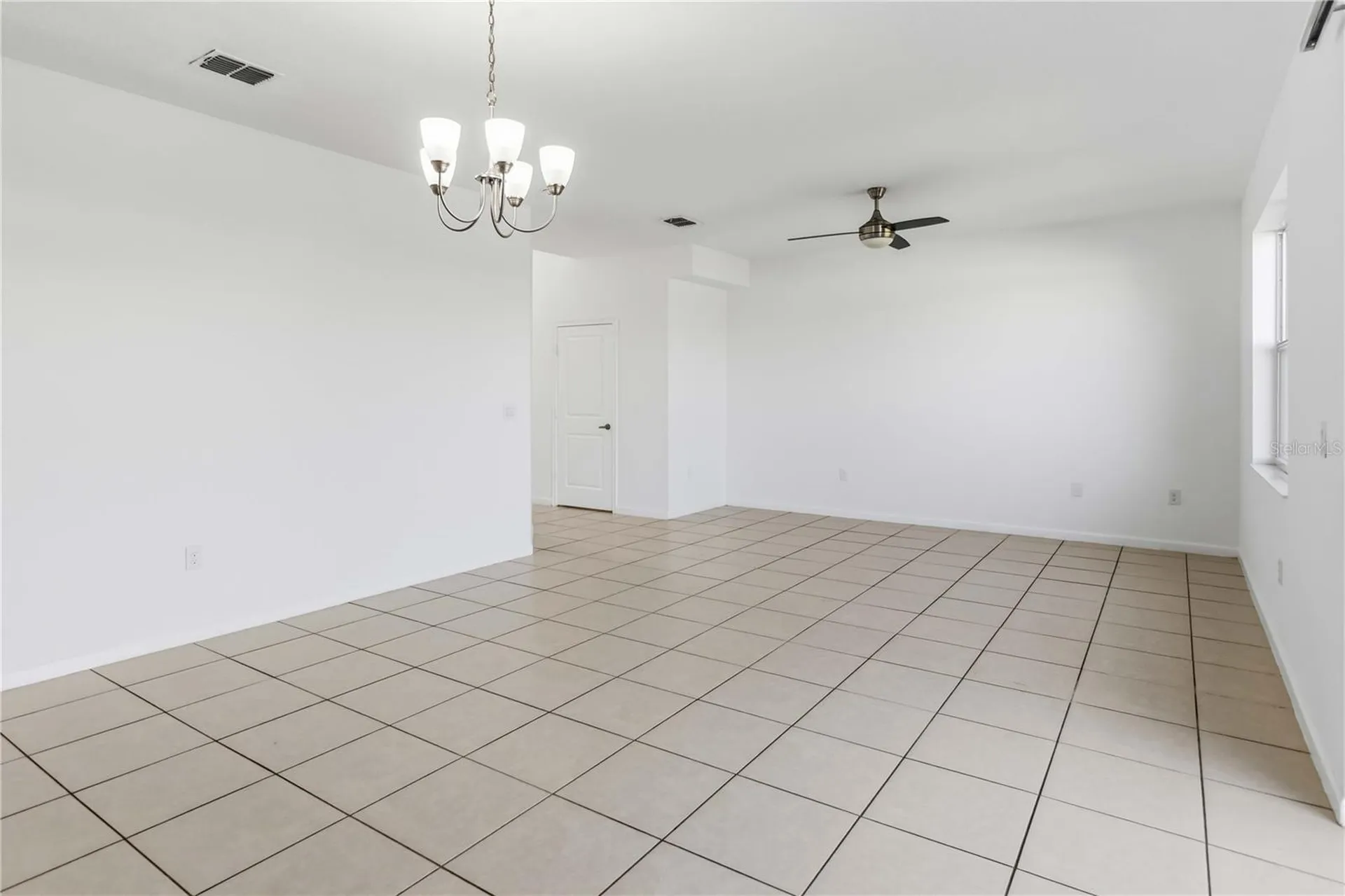 213 Trinity Ridge Circle Davenport FL 33897