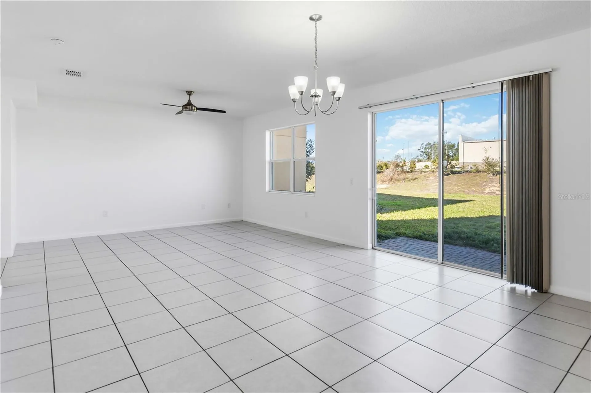 213 Trinity Ridge Circle Davenport FL 33897