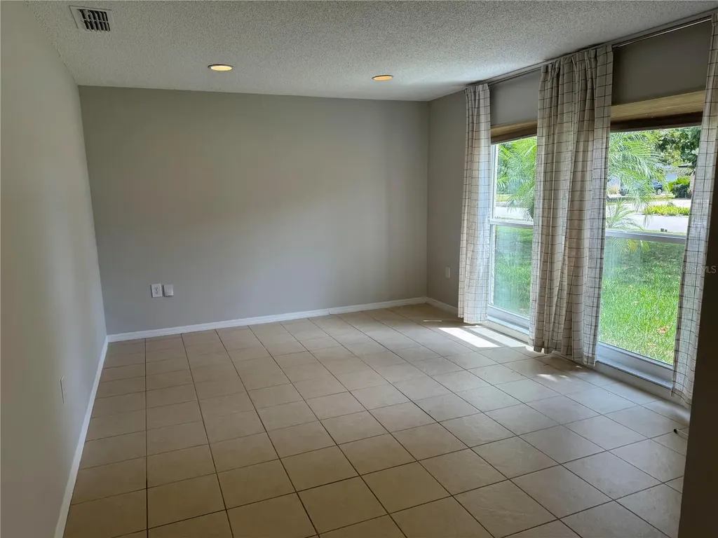 7679 Persian Court Orlando FL 32819