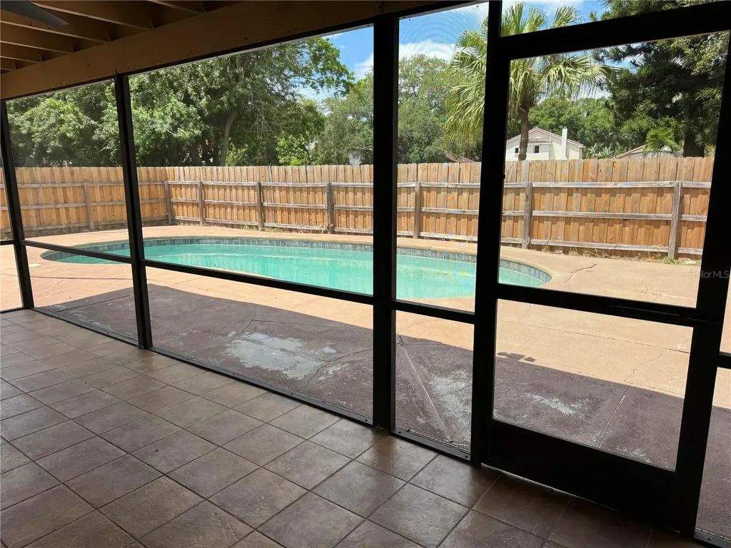7679 Persian Court Orlando FL 32819