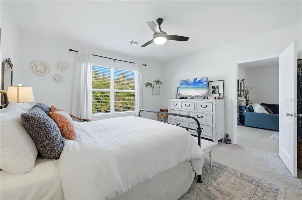 5873 Calla Lilly Drive Sarasota FL 34232