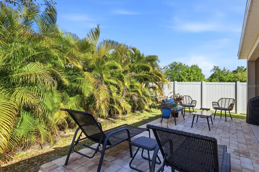 5873 Calla Lilly Drive Sarasota FL 34232