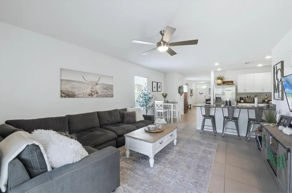 5873 Calla Lilly Drive Sarasota FL 34232