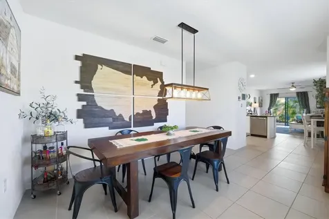 5873 Calla Lilly Drive Sarasota FL 34232