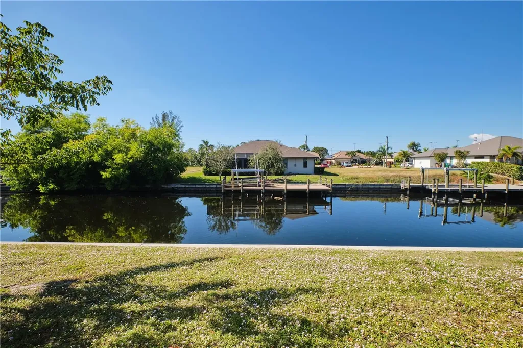 3520/3524 SW 17th Avenue Cape Coral FL 33914
