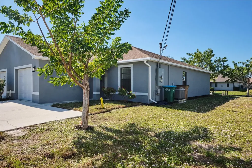 3520/3524 SW 17th Avenue Cape Coral FL 33914