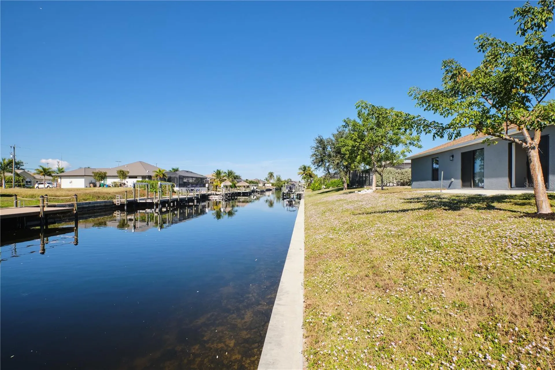 3520/3524 SW 17th Avenue Cape Coral FL 33914