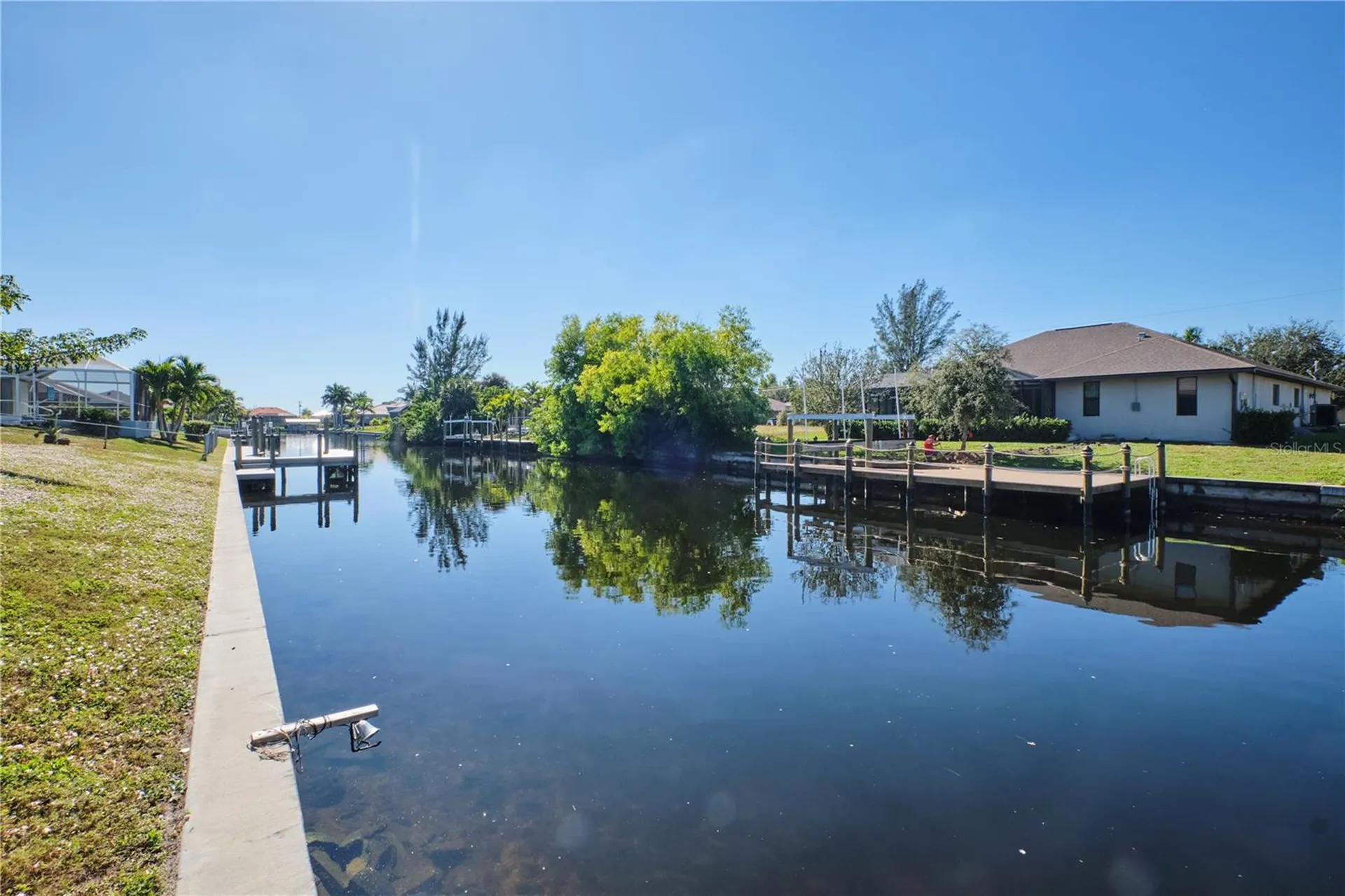 3520/3524 SW 17th Avenue Cape Coral FL 33914