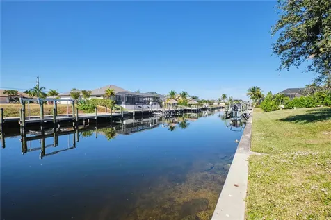 3520/3524 SW 17th Avenue Cape Coral FL 33914