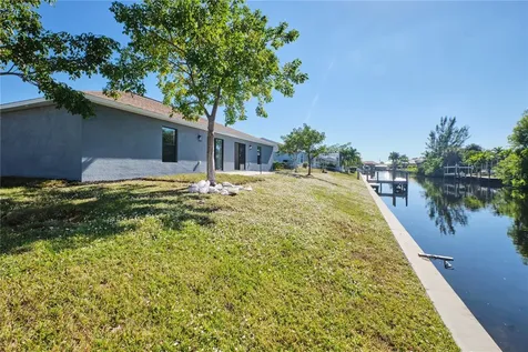 3520/3524 SW 17th Avenue Cape Coral FL 33914