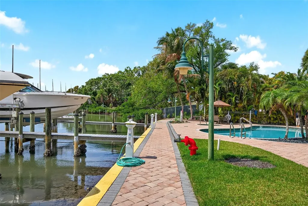 888 S Orange Avenue Sarasota FL 34236
