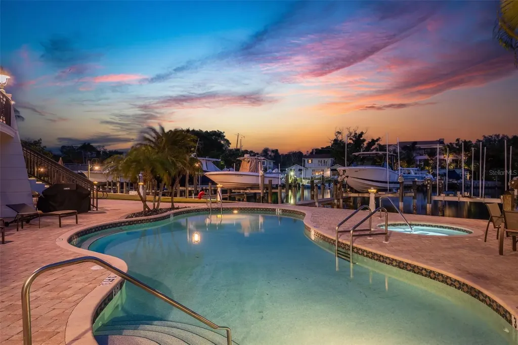 888 S Orange Avenue Sarasota FL 34236