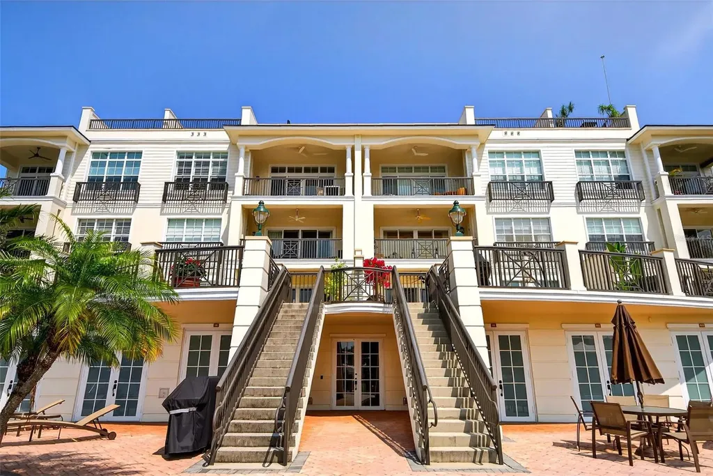 888 S Orange Avenue Sarasota FL 34236
