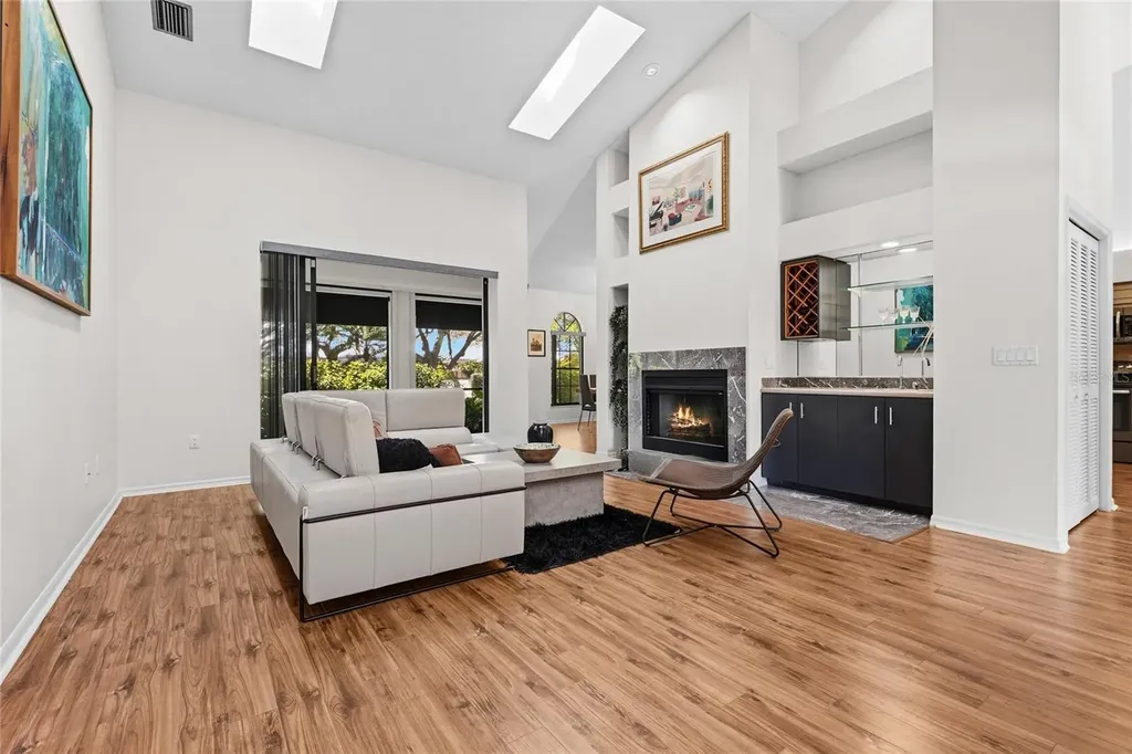 4531 Las Brisas Lane Sarasota FL 34238