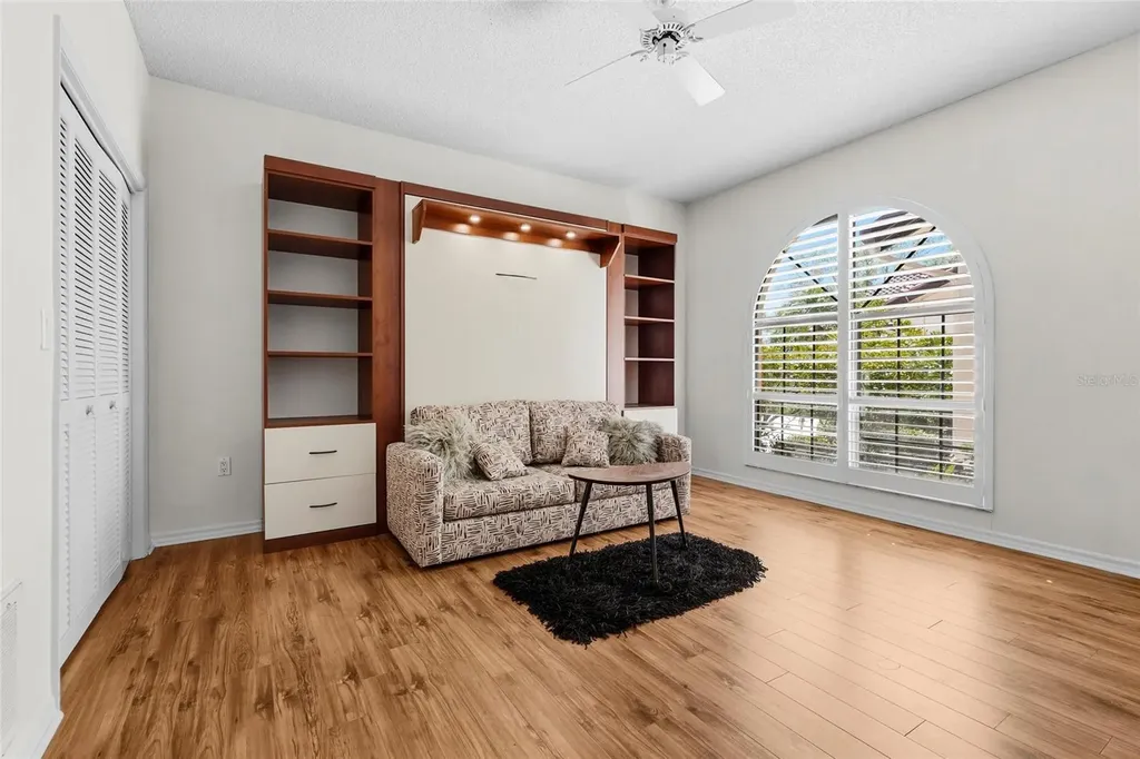 4531 Las Brisas Lane Sarasota FL 34238