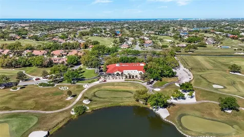 4531 Las Brisas Lane Sarasota FL 34238